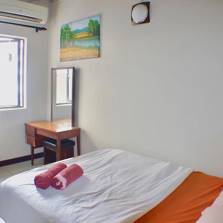 Birdnest Guesthouse, Gaia Rooftop Cafe Kuala Lumpur Dış mekan fotoğraf
