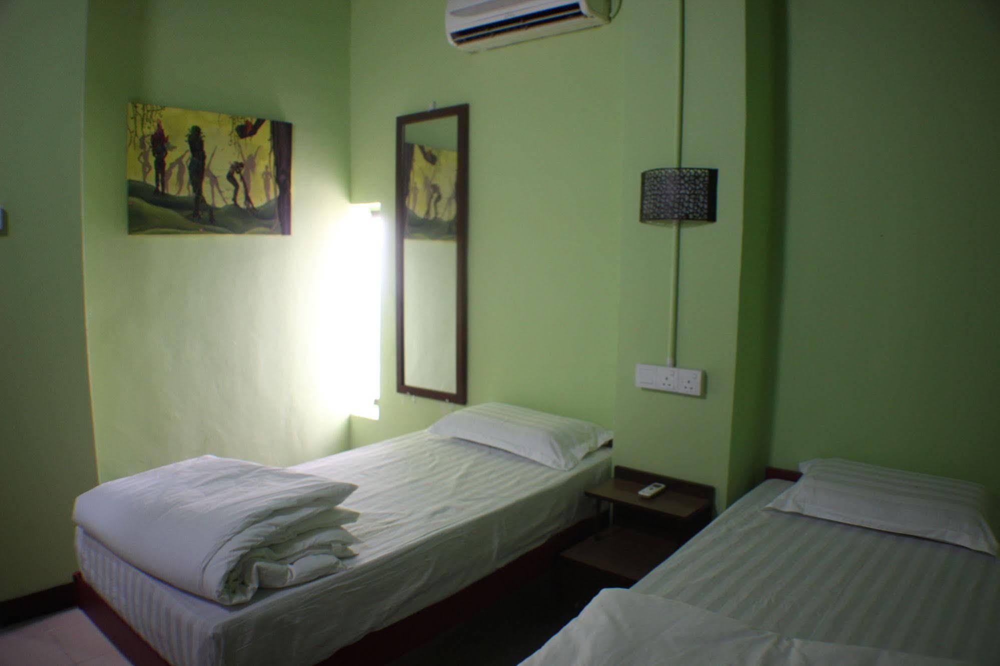 Birdnest Guesthouse, Gaia Rooftop Cafe Kuala Lumpur Dış mekan fotoğraf