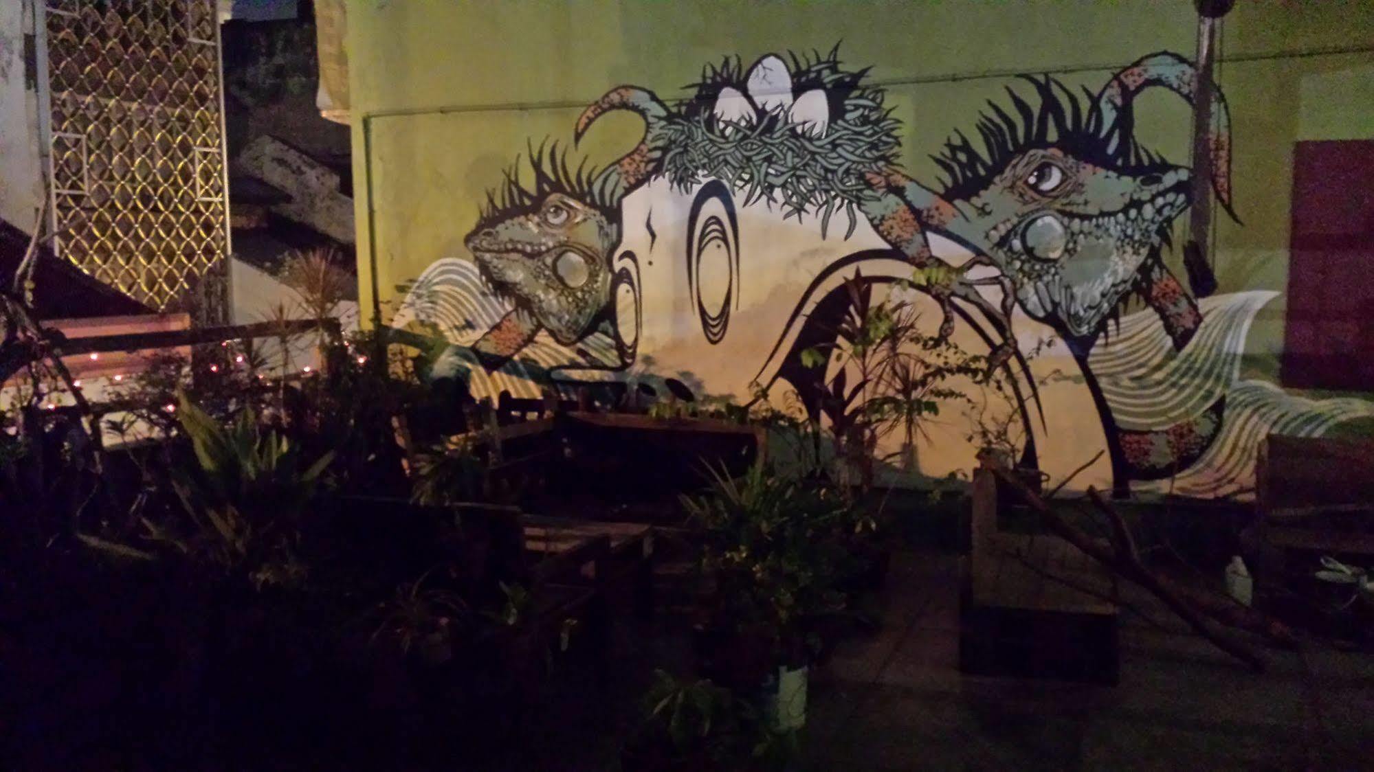 Birdnest Guesthouse, Gaia Rooftop Cafe Kuala Lumpur Dış mekan fotoğraf